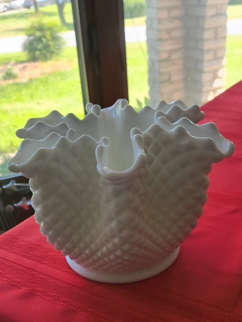 Vintage Fenton Style Milk Glass Hobnail Ruffled Pinch Bowl Excellent!